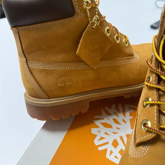 Timberland Men's Boots - Wheat Tan Size 7M EUC with box - Picture 4 of 6